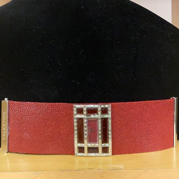 Valentino Garavani For sale is an authentic watch in excellent condition main image 3